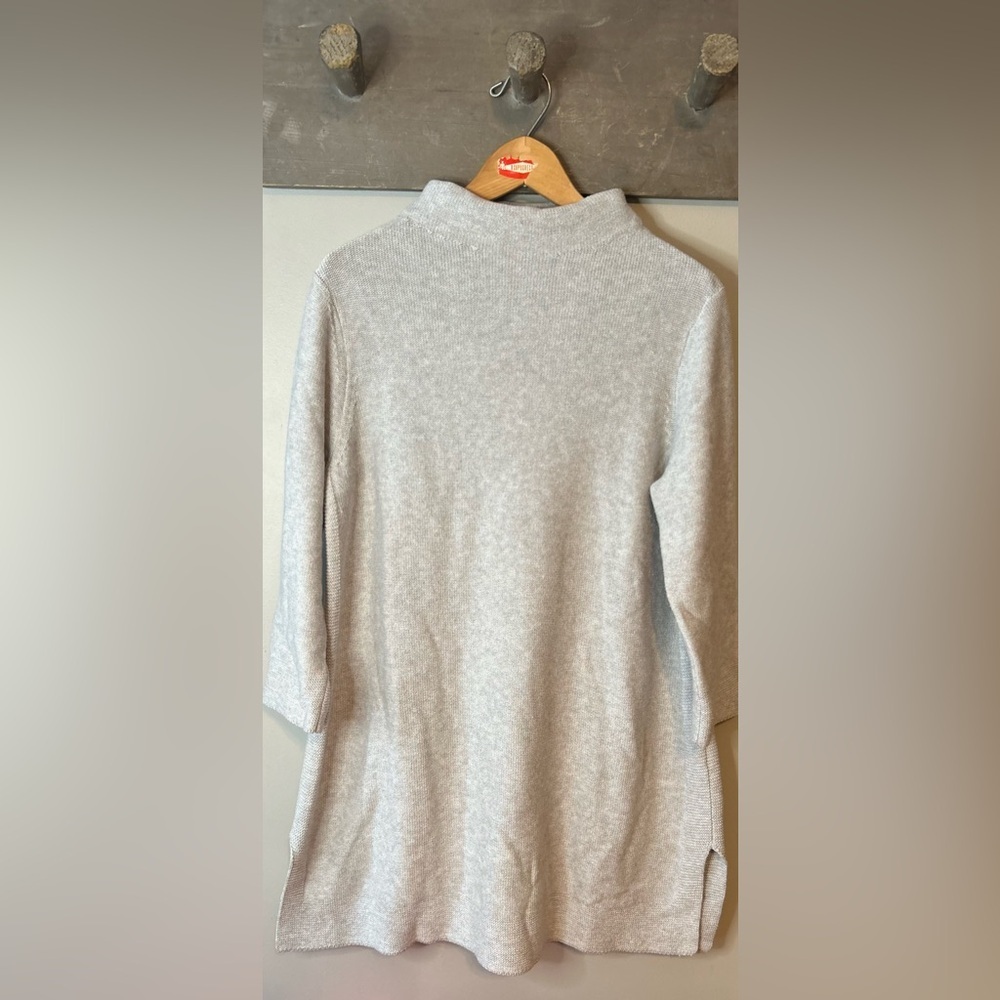 ✌️4 for $20✌️ Minimal tunic length sweater - Picture 2 of 13